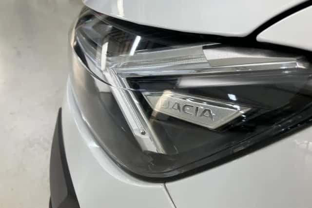 Dacia Sandero Stepway (2023) thumbnail 25