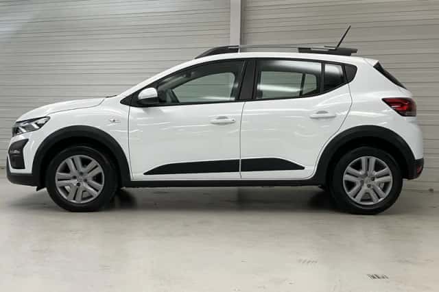 Dacia Sandero Stepway (2023) thumbnail 8