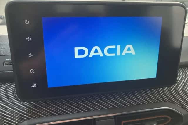 Dacia Sandero Stepway (2023) thumbnail 10