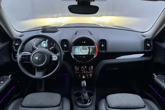 MINI Countryman (2023) thumbnail 2