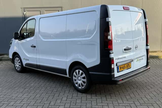 Nissan Primastar (2024) thumbnail 15