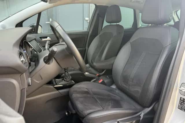 Opel Crossland (2023) thumbnail 6