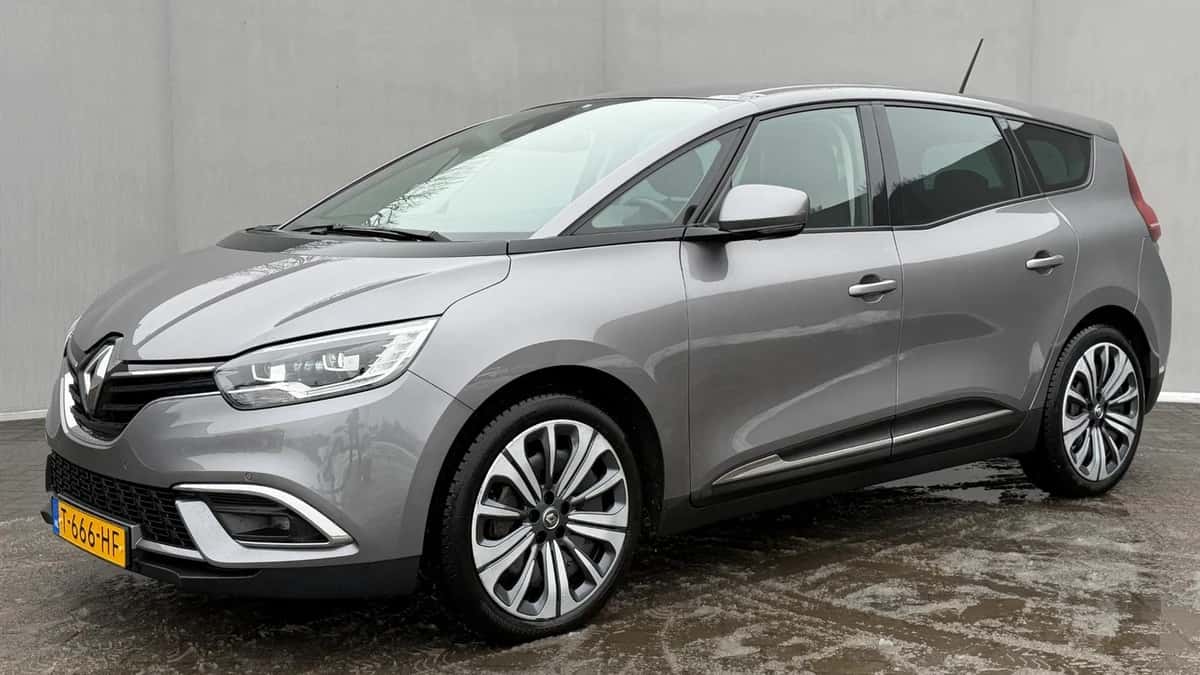 Renault Grand Scénic (2023) — foto 1