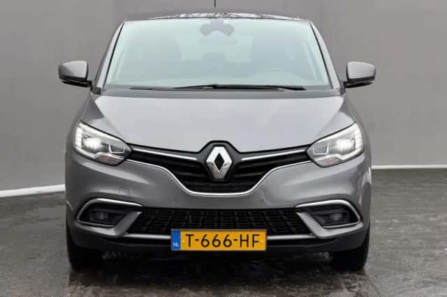 Renault Grand Scénic (2023) thumbnail 12