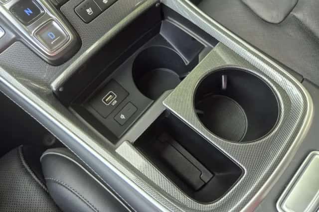 Hyundai Santa Fe (2022) thumbnail 52