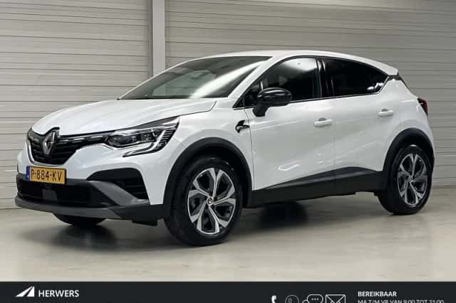 Renault Captur (2022) thumbnail 1