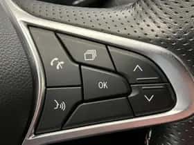 Renault Captur (2022) thumbnail 39