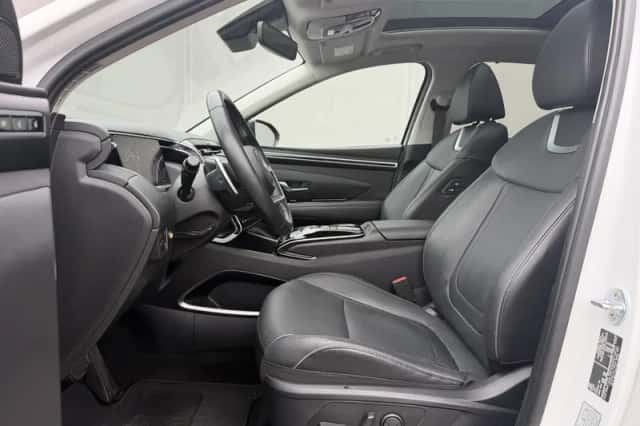 Hyundai Tucson (2022) thumbnail 12