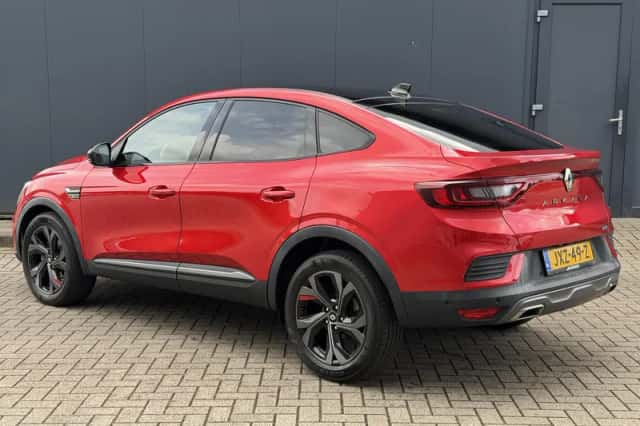 Renault Arkana (2022) thumbnail 16