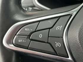 Renault Captur (2021) thumbnail 23