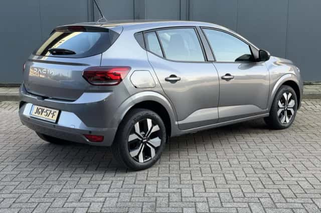 Dacia Sandero (2024) thumbnail 3