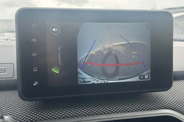 Dacia Sandero (2024) thumbnail 5