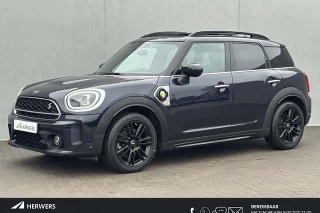 MINI Countryman (2023) thumbnail 1
