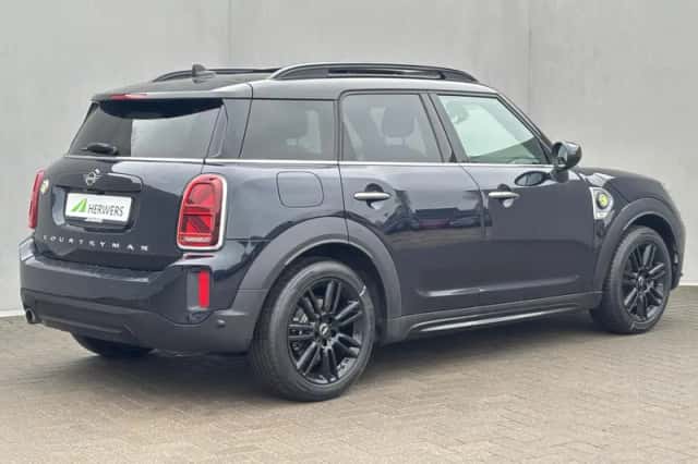 MINI Countryman (2023) thumbnail 3