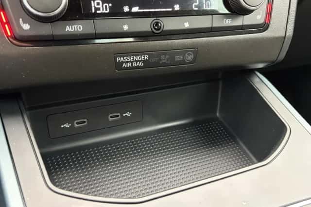 SEAT Arona (2022) thumbnail 26