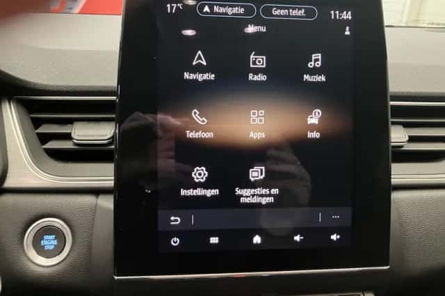 Renault Captur (2021) thumbnail 14