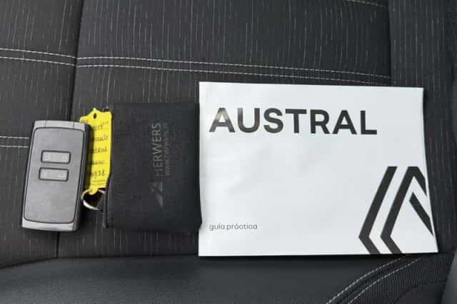 Renault Austral (2025) thumbnail 4