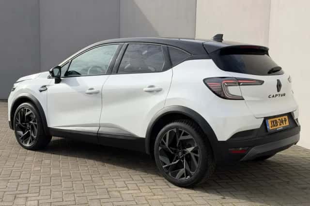 Renault Captur (2024) thumbnail 29