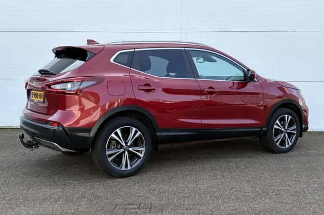 Nissan Qashqai (2021) thumbnail 3