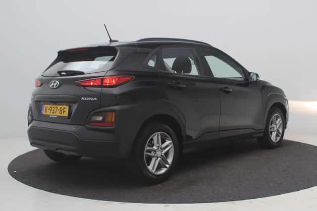 Hyundai Kona (2019) thumbnail 3