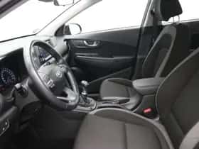 Hyundai Kona (2019) thumbnail 8