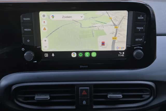 Hyundai i10 (2023) thumbnail 4