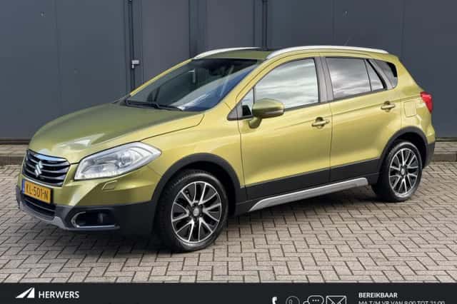 Suzuki SX4 S-Cross (2016) thumbnail 1