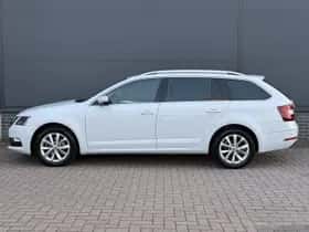 Škoda Octavia (2019) thumbnail 14