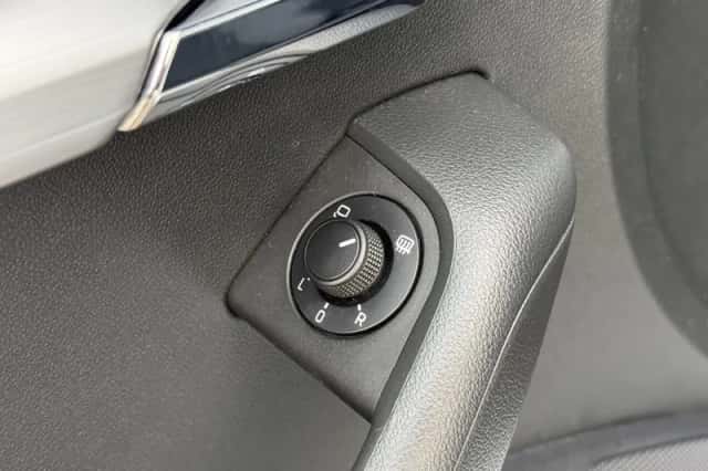 Škoda Octavia (2019) thumbnail 31