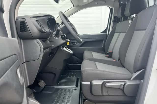 Peugeot E-Expert (2023) thumbnail 13