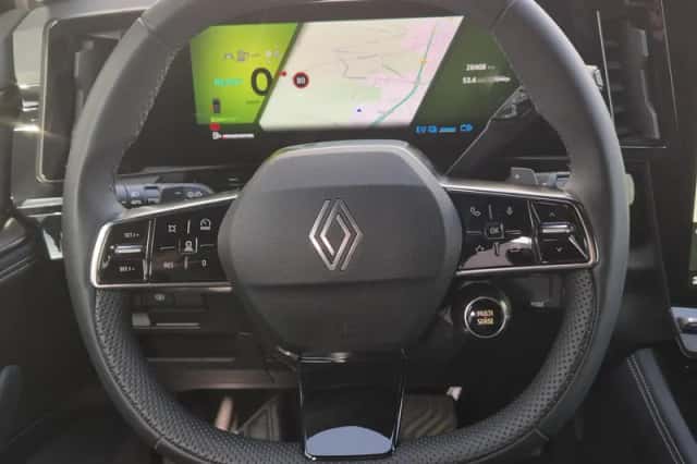 Renault Austral (2025) thumbnail 10