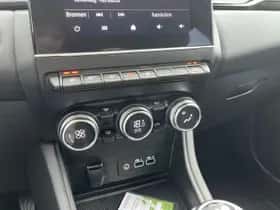 Mitsubishi ASX (2023) thumbnail 17
