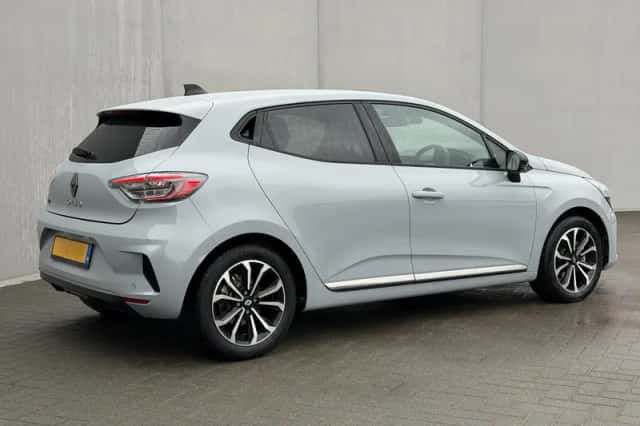 Renault Clio (2025) thumbnail 3