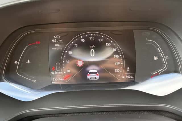 Renault Captur (2023) thumbnail 20