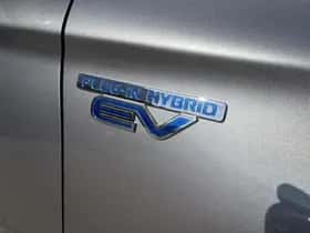 Mitsubishi Outlander (2019) thumbnail 50