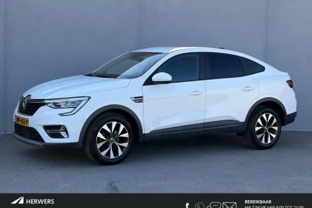 Renault Arkana (2022) thumbnail 1