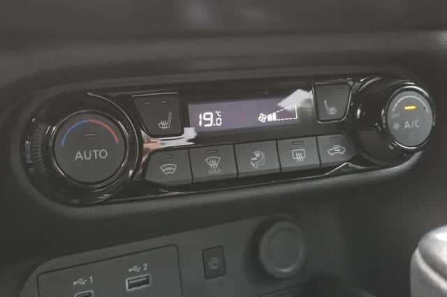 Nissan Juke (2025) thumbnail 3