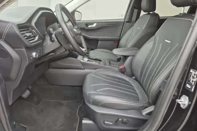 Ford Kuga (2023) thumbnail 11