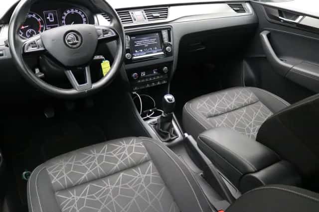 Škoda Rapid (2019) thumbnail 14