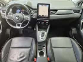 Renault Captur (2022) thumbnail 5