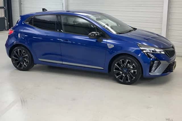 Renault Clio (2024) thumbnail 6