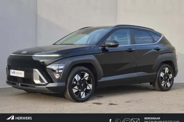 Hyundai Kona (2025) thumbnail 1