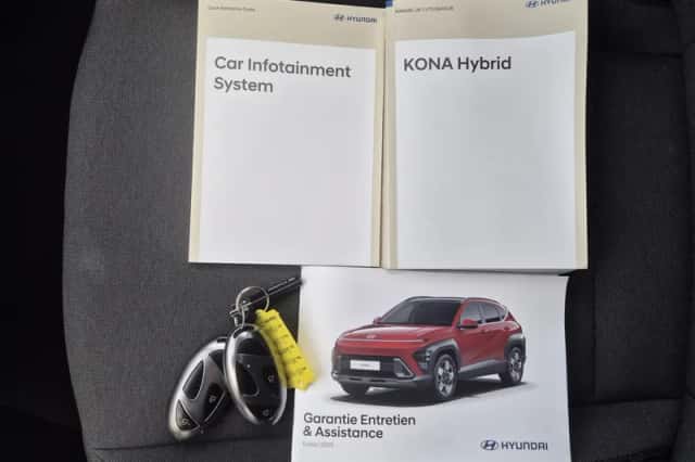 Hyundai Kona (2025) thumbnail 4