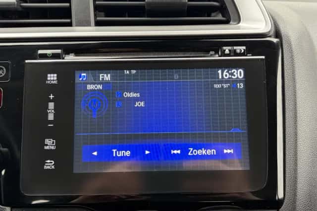 Honda Jazz (2016) thumbnail 22