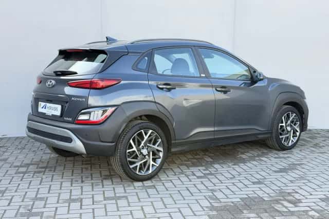Hyundai Kona (2021) thumbnail 3