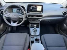 Hyundai Kona (2021) thumbnail 5