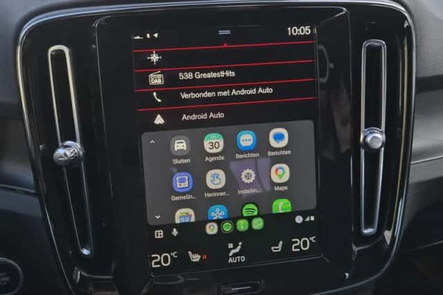 Volvo XC40 (2022) thumbnail 32