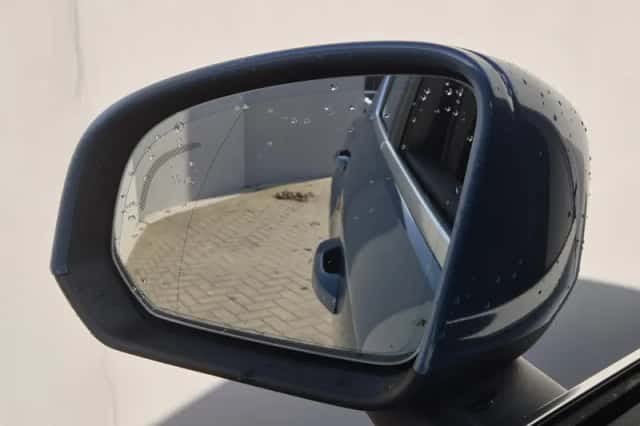 Volvo XC40 (2022) thumbnail 33