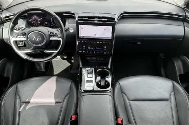 Hyundai Tucson (2022) thumbnail 2