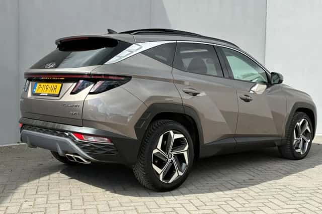Hyundai Tucson (2022) thumbnail 3